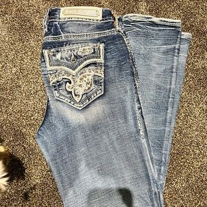 Rock Revival Women’s Straight Leg Jeans